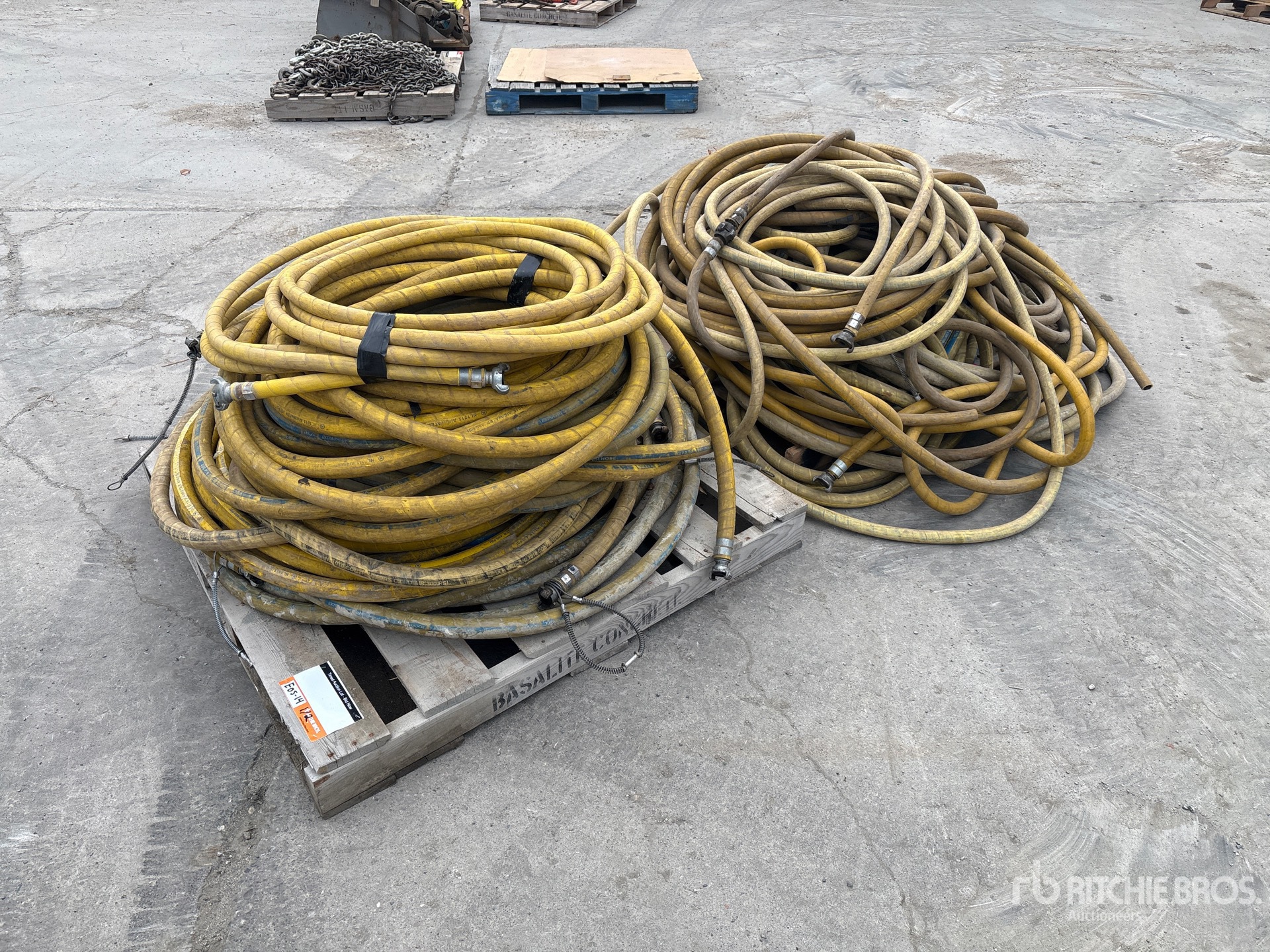 General Appearance with Foto, angolo anteriore sinistro