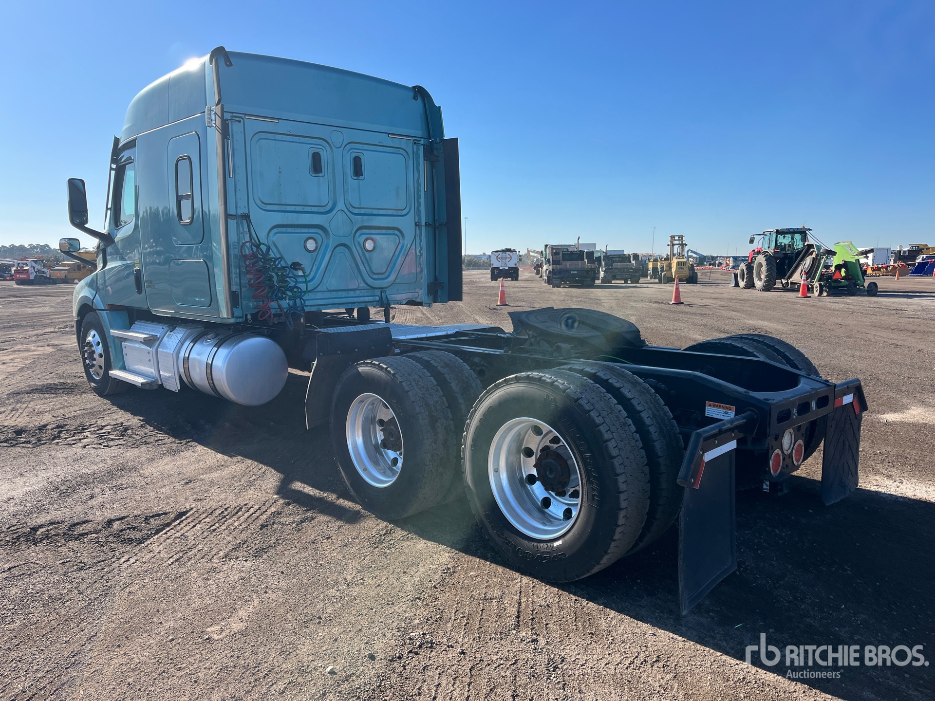 General Appearance with Zdjęcie, lewy dolny róg