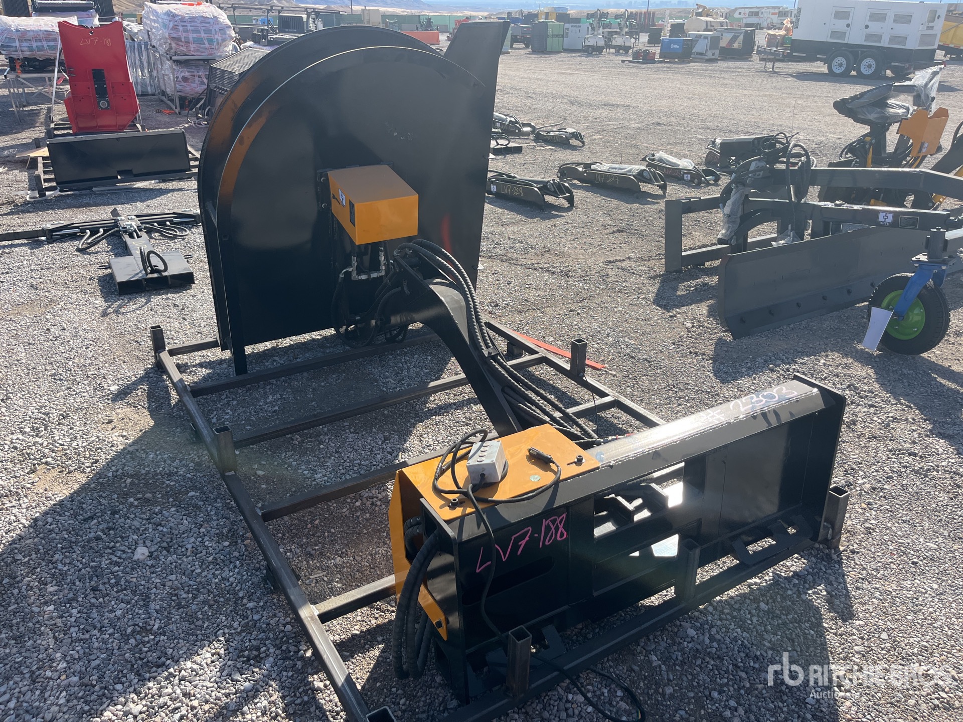 General Appearance with Imagen: esquina trasera derecha