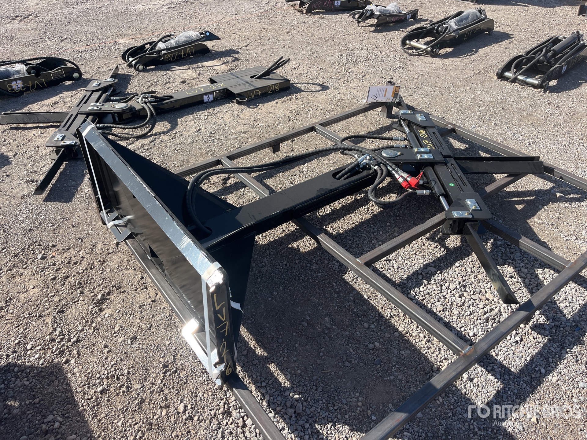 General Appearance with Foto, angolo anteriore sinistro