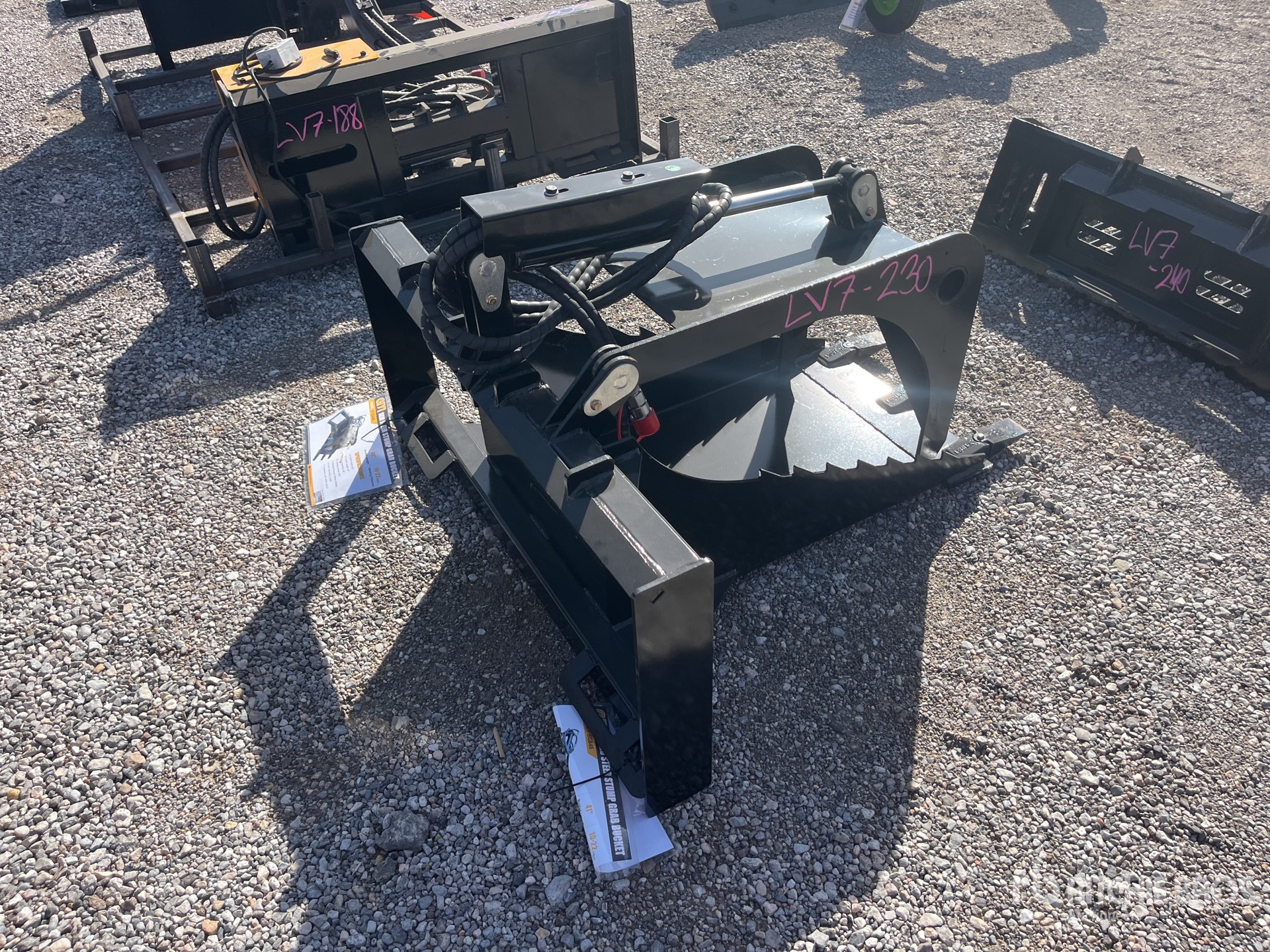 General Appearance with Imagen: esquina trasera derecha