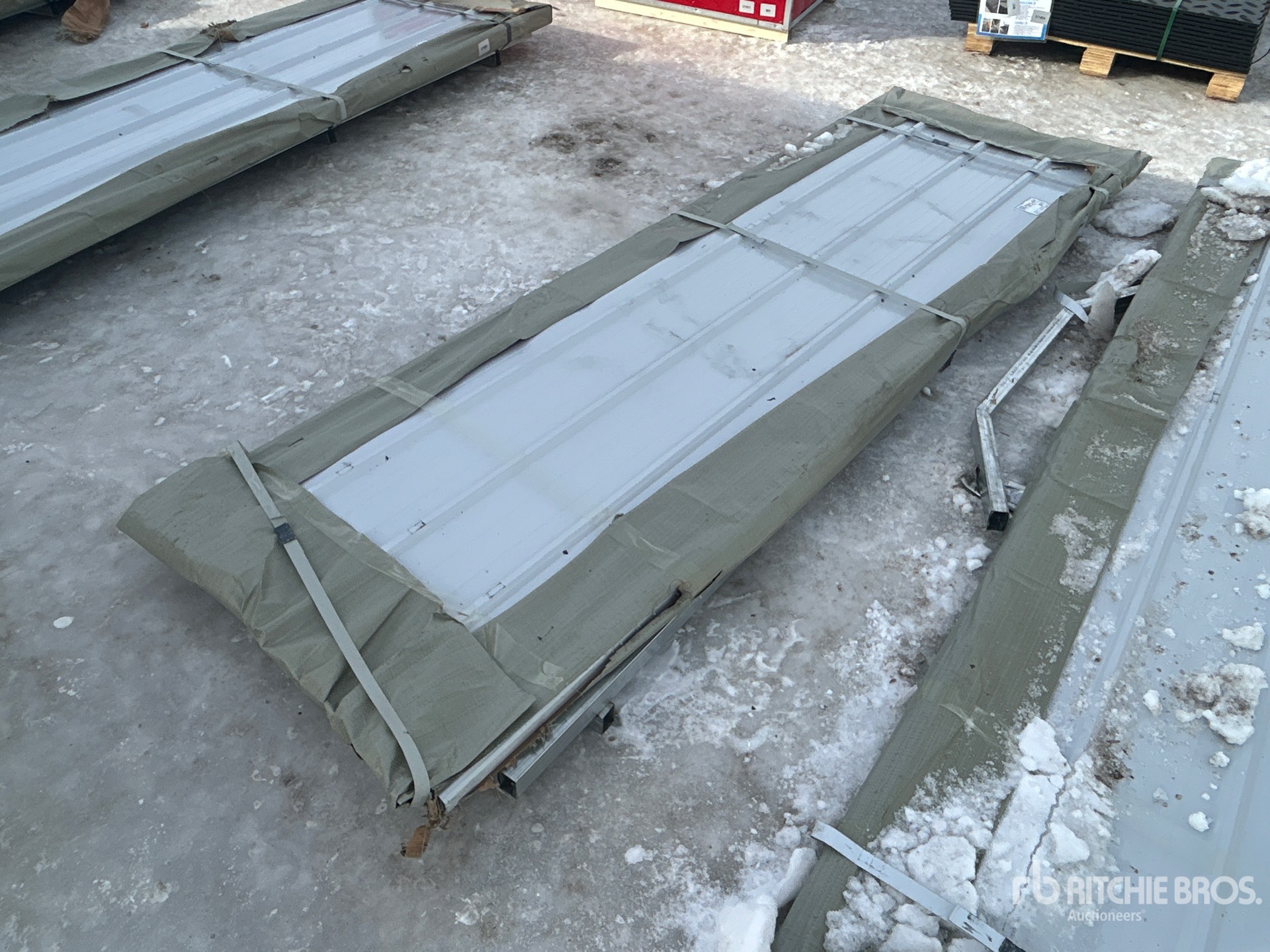 General Appearance with Foto, angolo anteriore destro