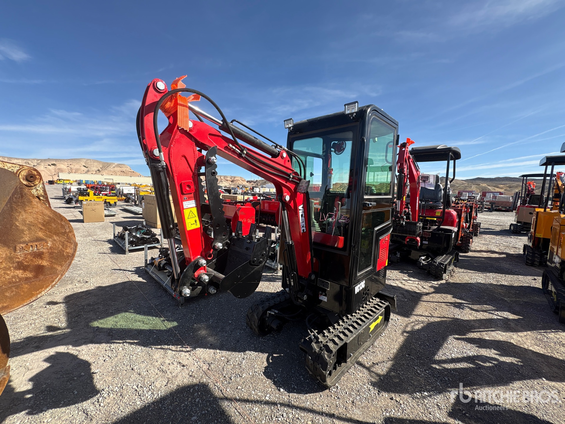 General Appearance with Picture, Left Front Corner