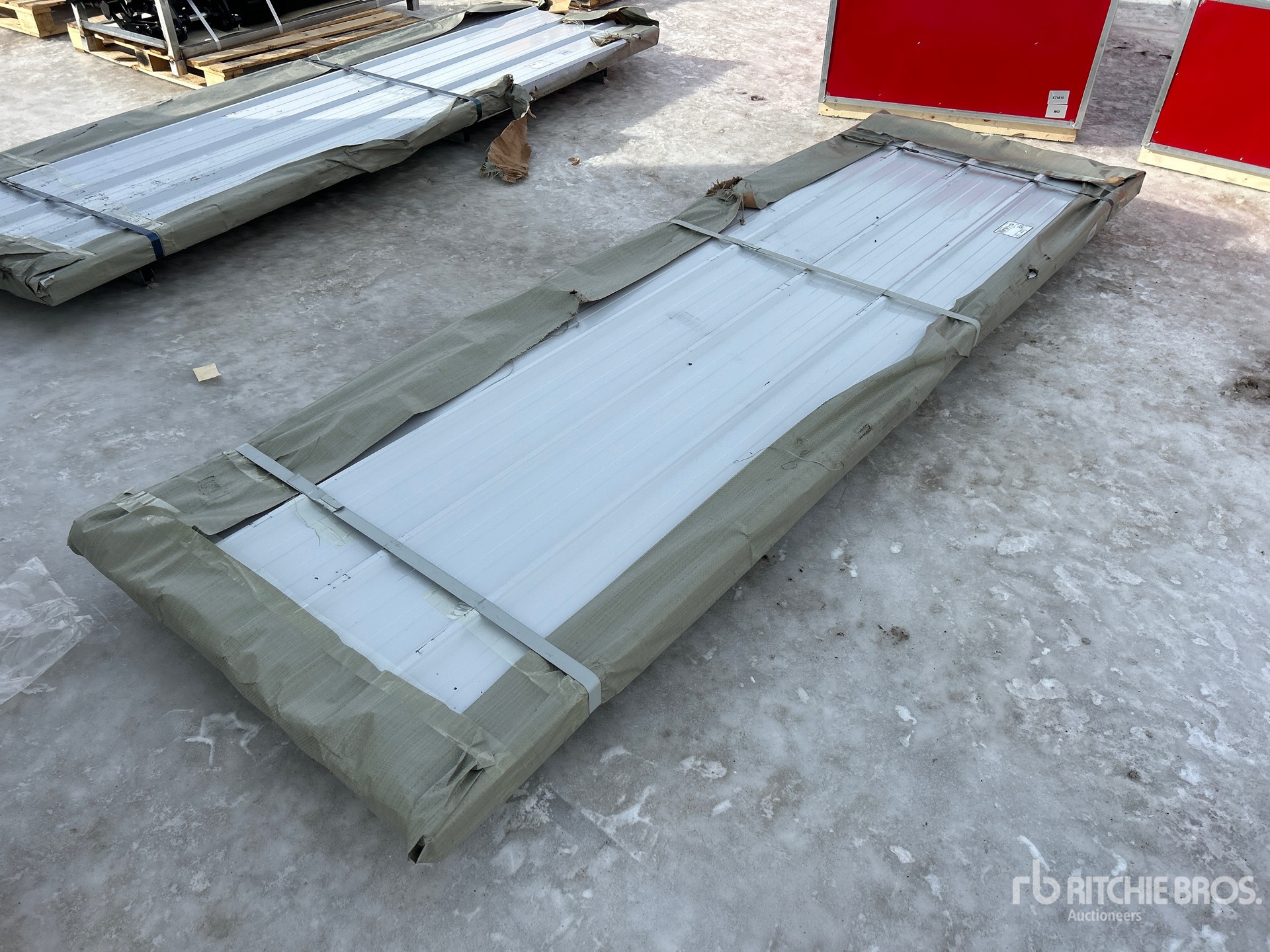 General Appearance with Foto, angolo posteriore sinistro