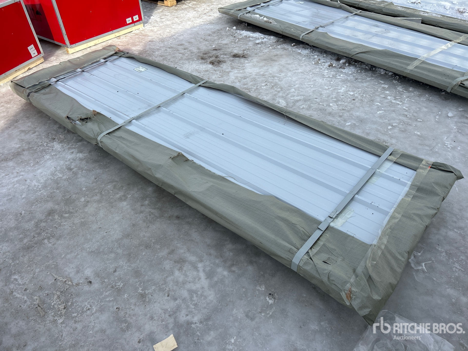 General Appearance with Foto, angolo anteriore sinistro