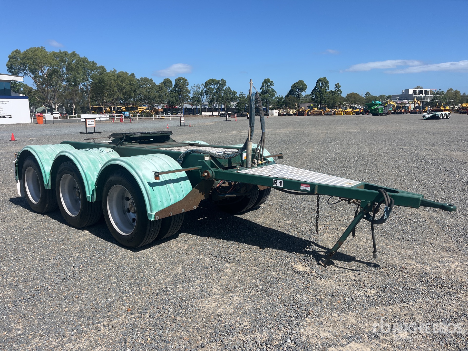 Aspect général with Image, coin avant gauche