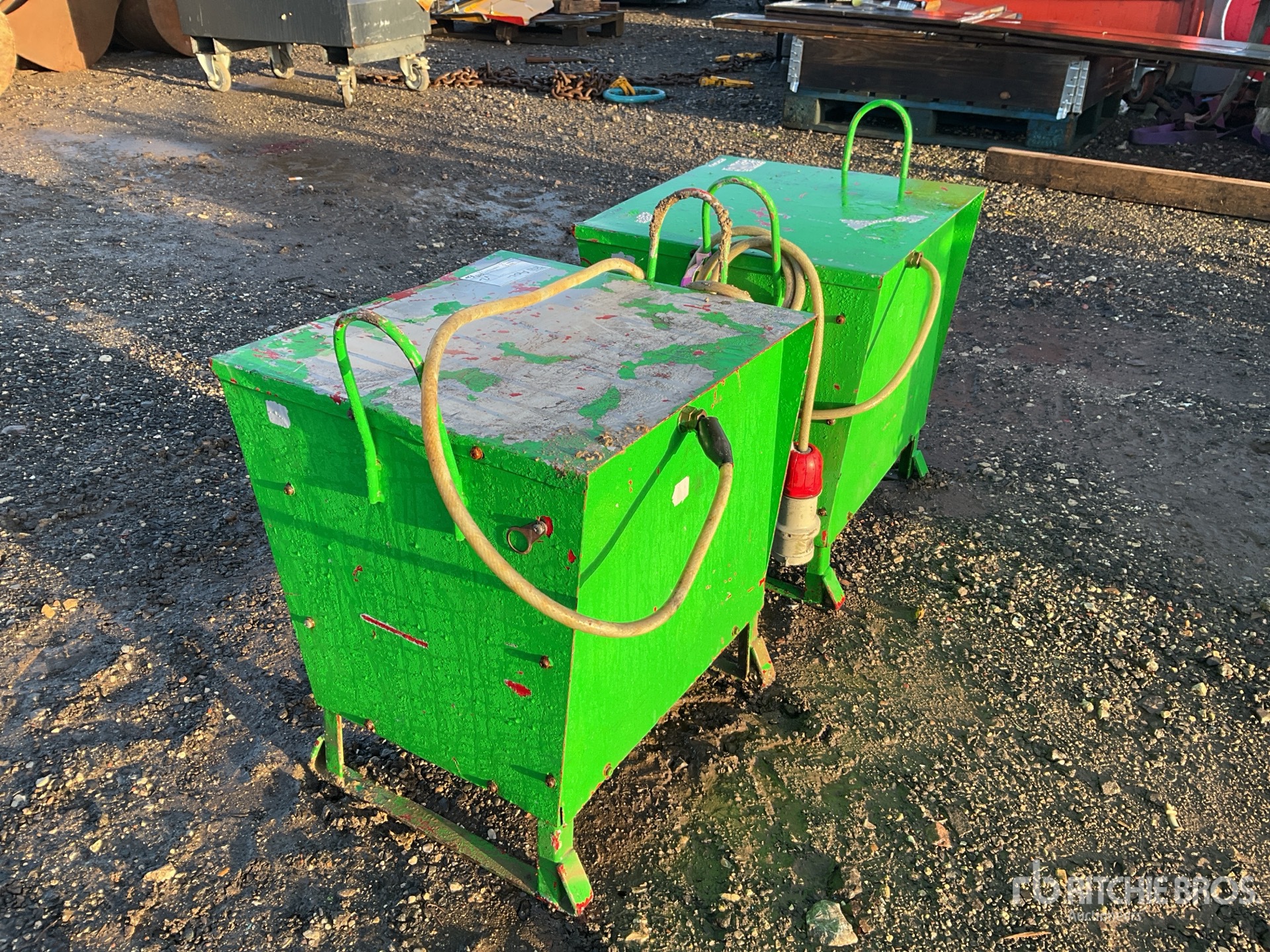 General Appearance with Bild, Ecke hinten links