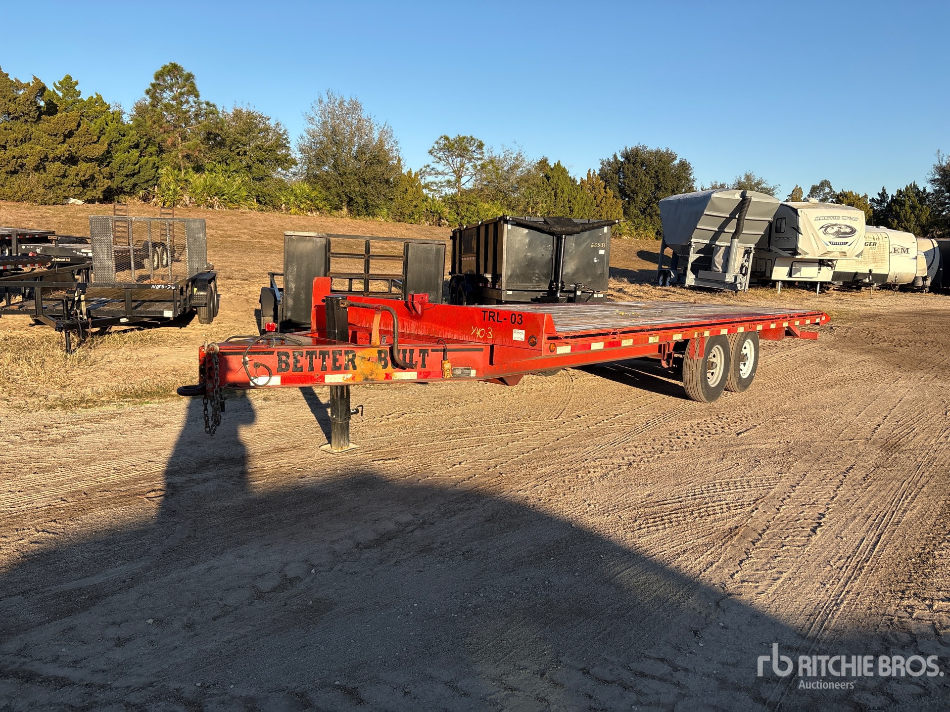 General Appearance with Foto, angolo anteriore sinistro