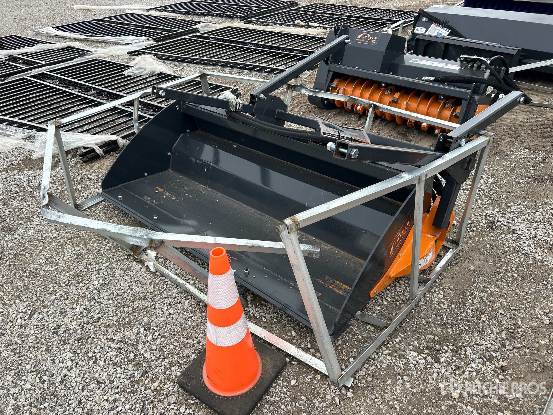 General Appearance with Picture, Left Front Corner