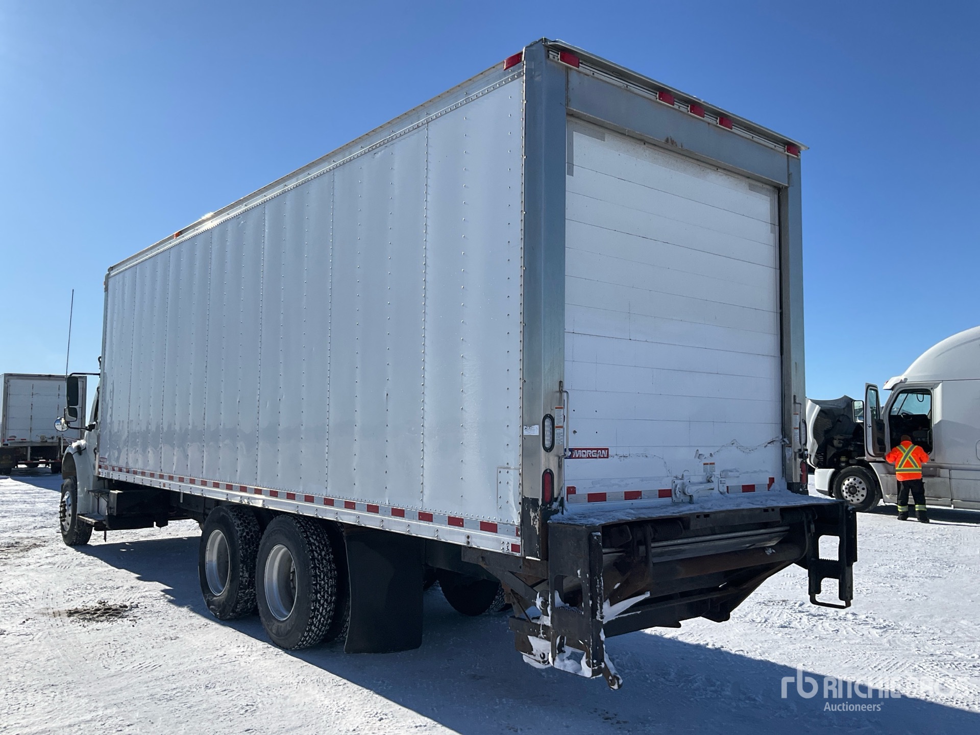 General Appearance with Imagen: esquina trasera izquierda