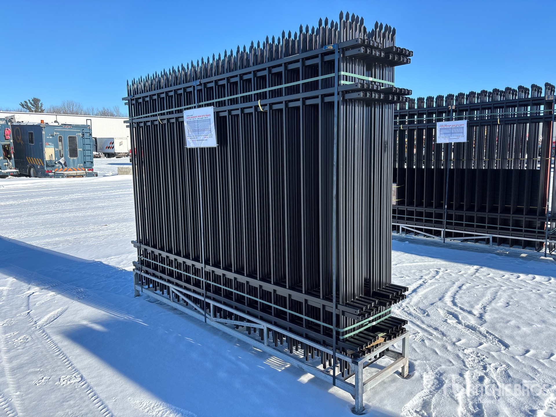 General Appearance with Bild, Ecke hinten rechts