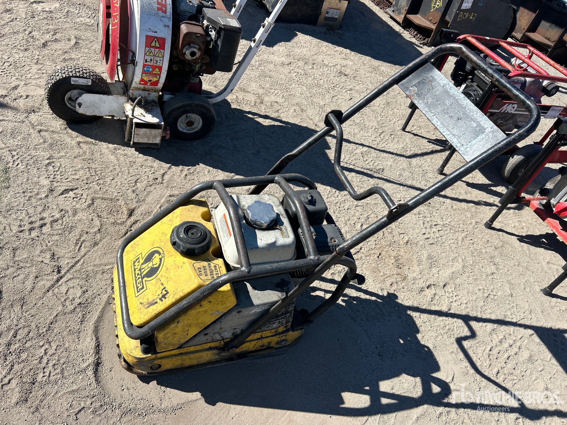 General Appearance with Featured Photo