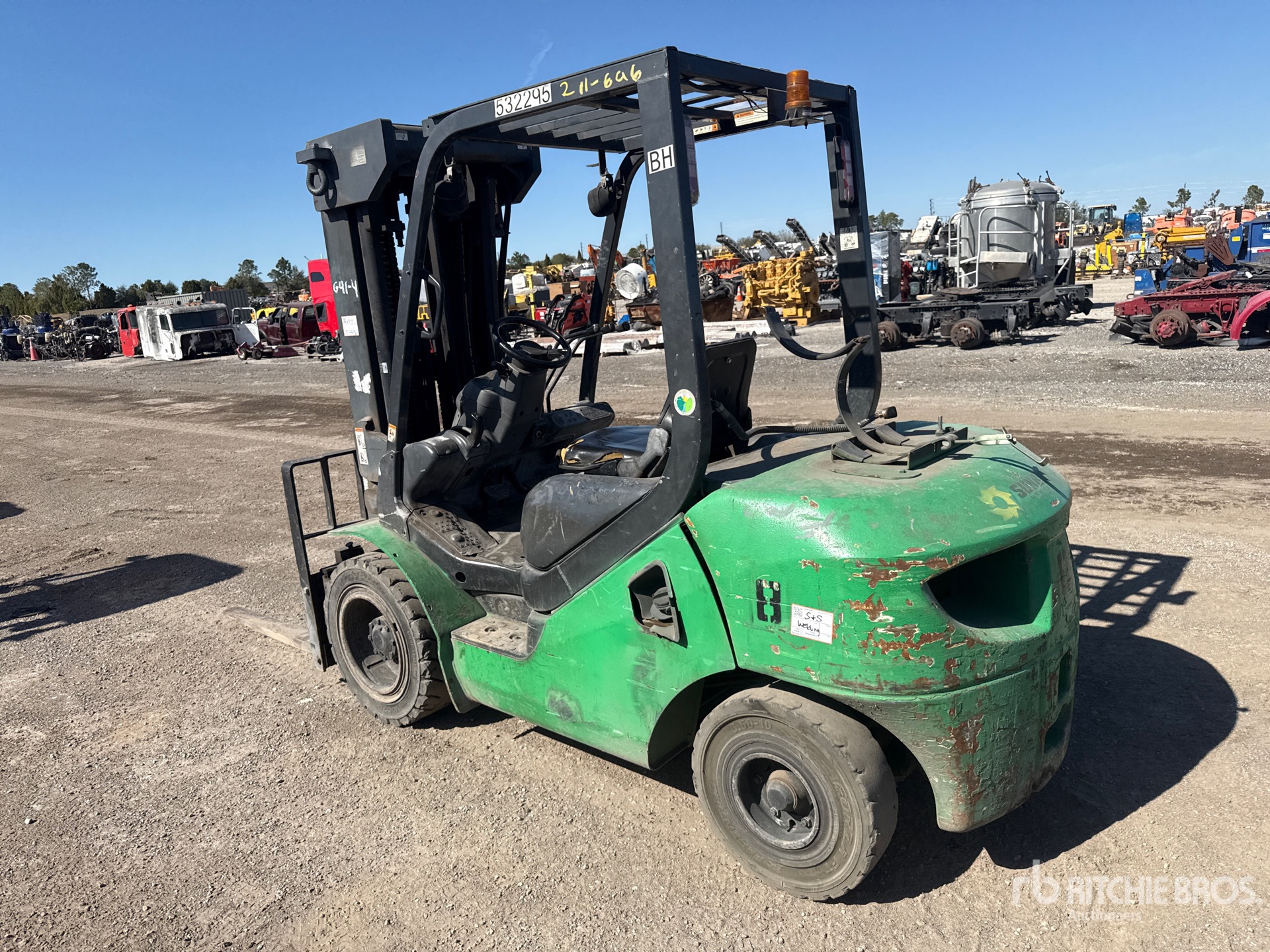 Aspect général with Image, coin arrière gauche