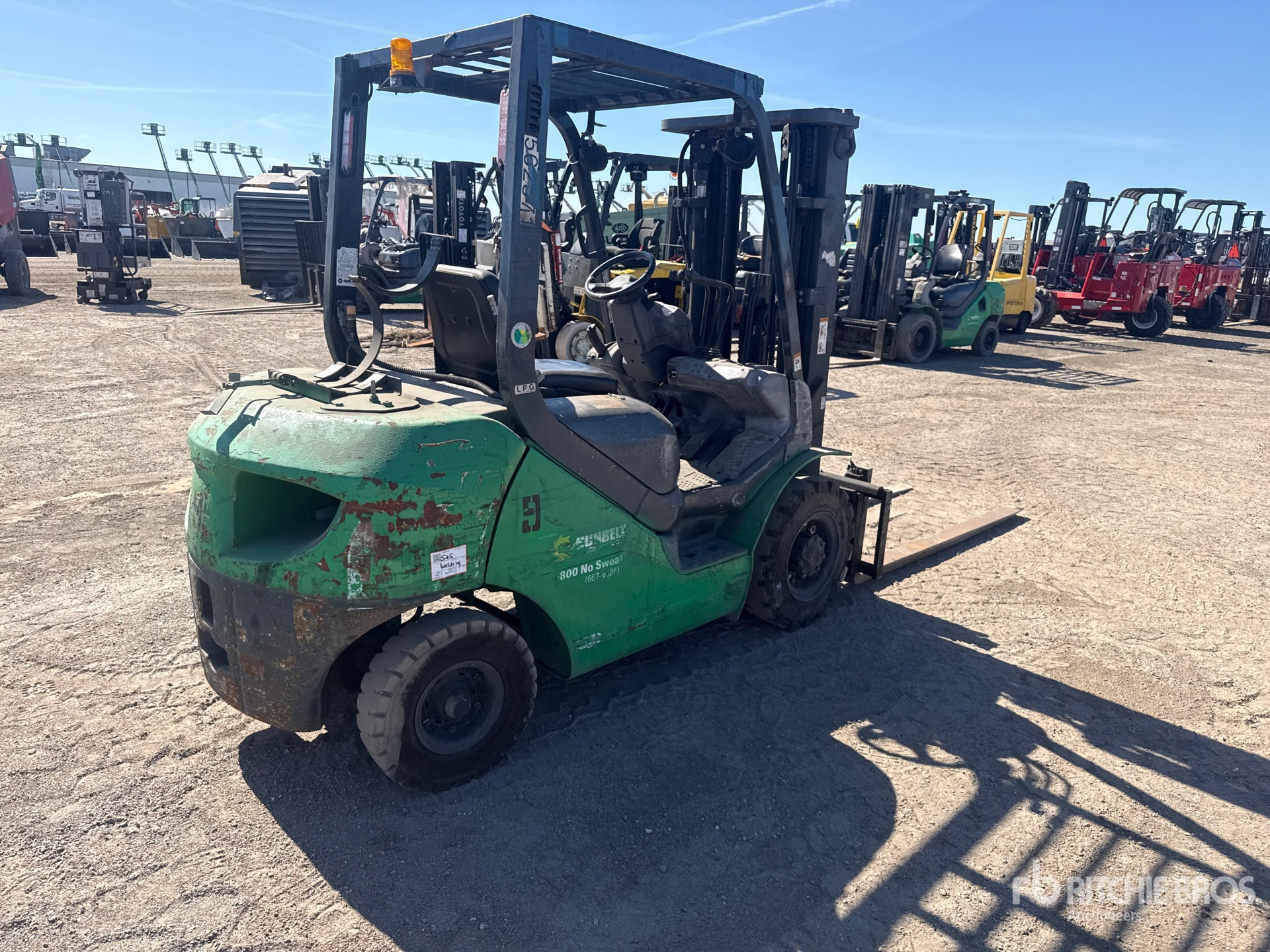 General Appearance with Imagen: esquina trasera derecha