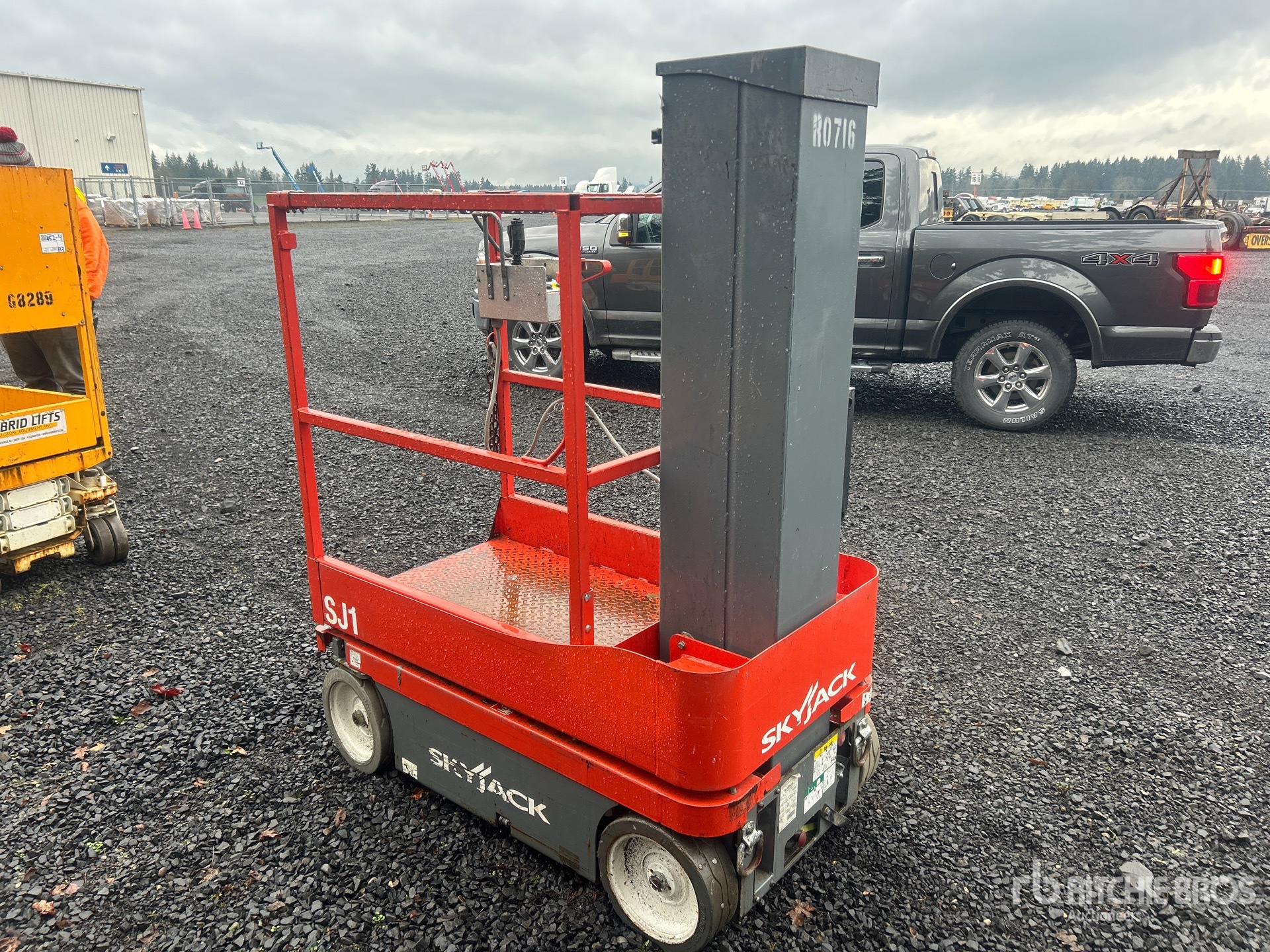 General Appearance with Imagen: esquina delantera derecha