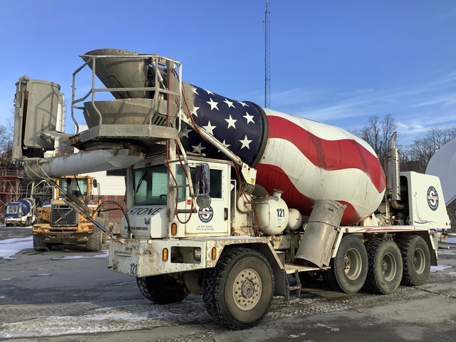 2015 Indiana 8x6 Front Discharge Mixer Truck 2015 Indiana 8x6 Front Discharge Mixer Truck