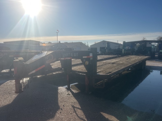 2003 Ameritrail GN40-242 40 ft T/A Gooseneck Flatbed Trailer