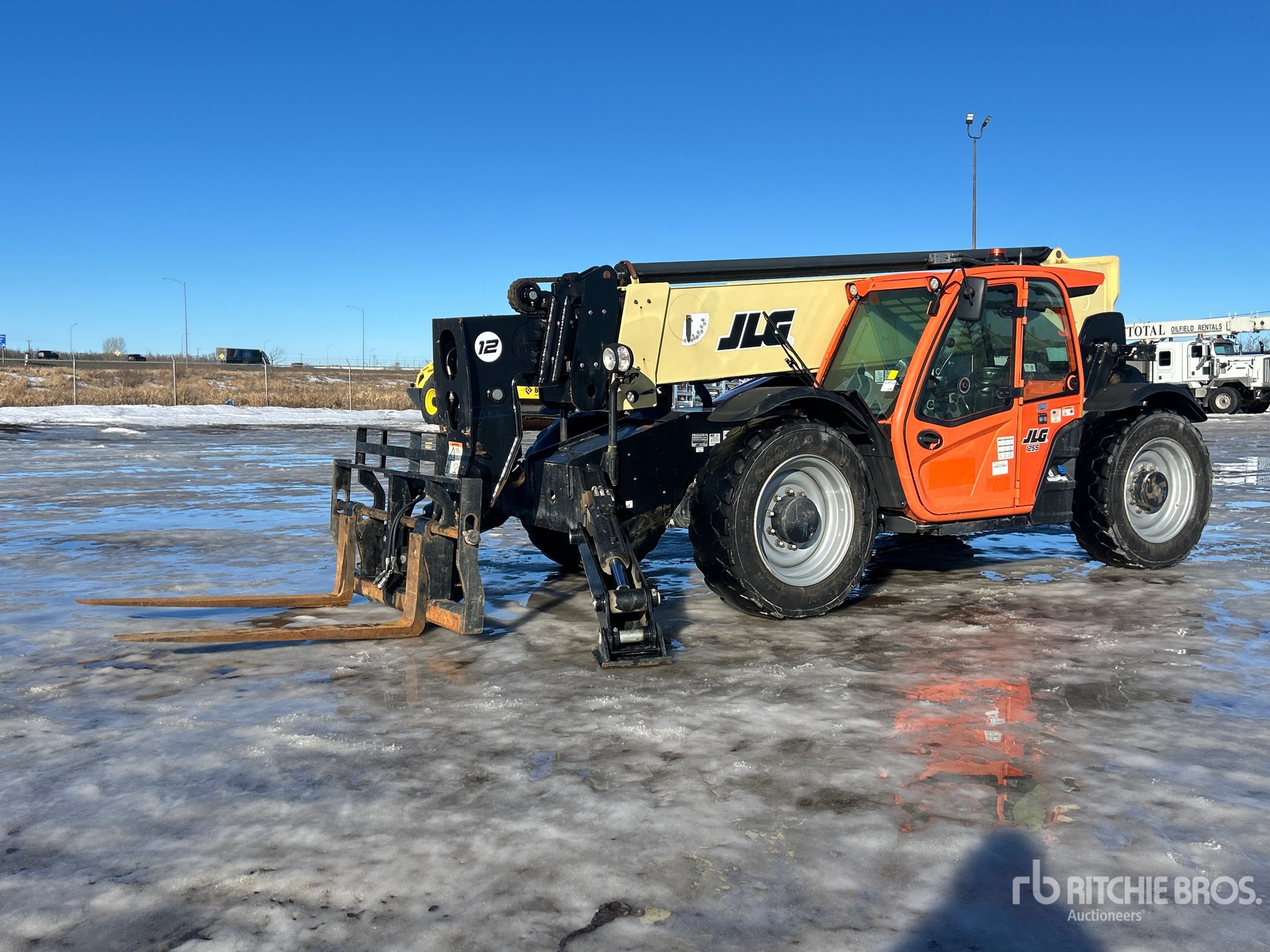 General Appearance with Spin