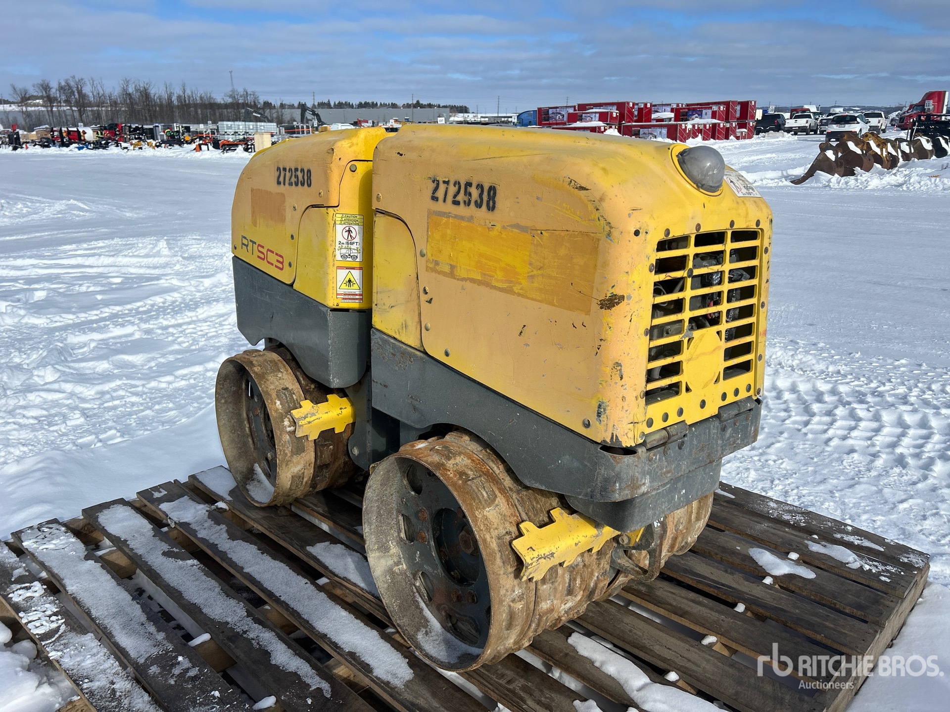 General Appearance with Picture, Right Front Corner