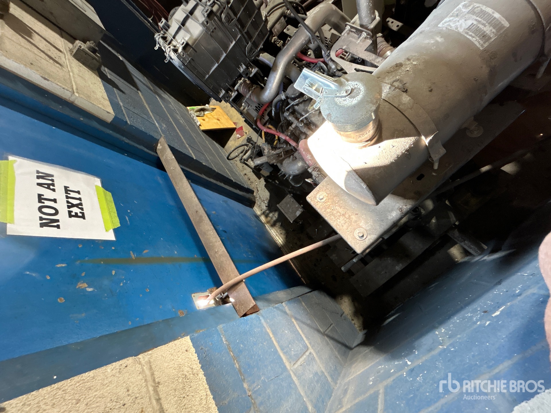 General Appearance with Imagen: esquina trasera izquierda