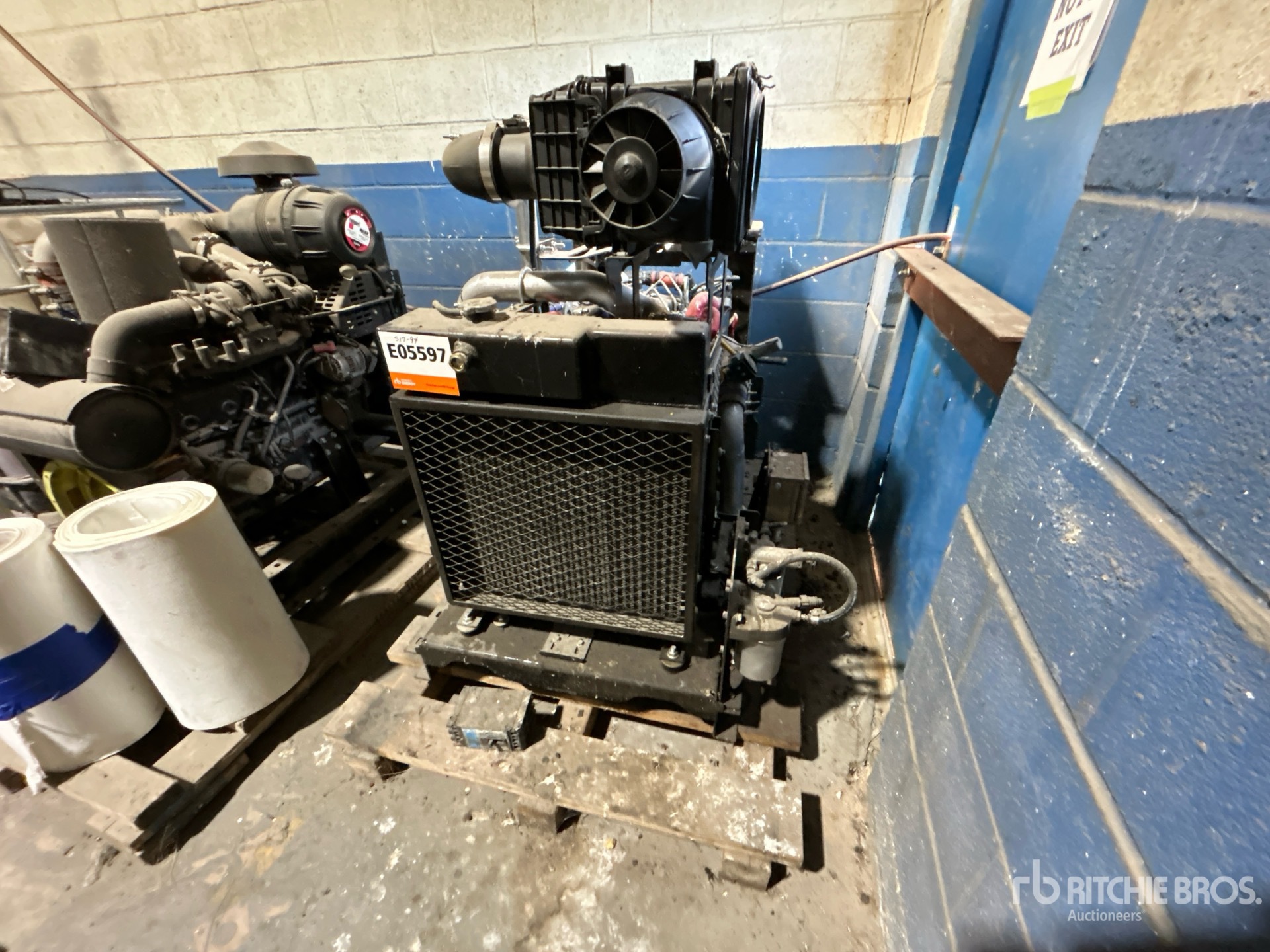 General Appearance with Imagen: esquina delantera izquierda