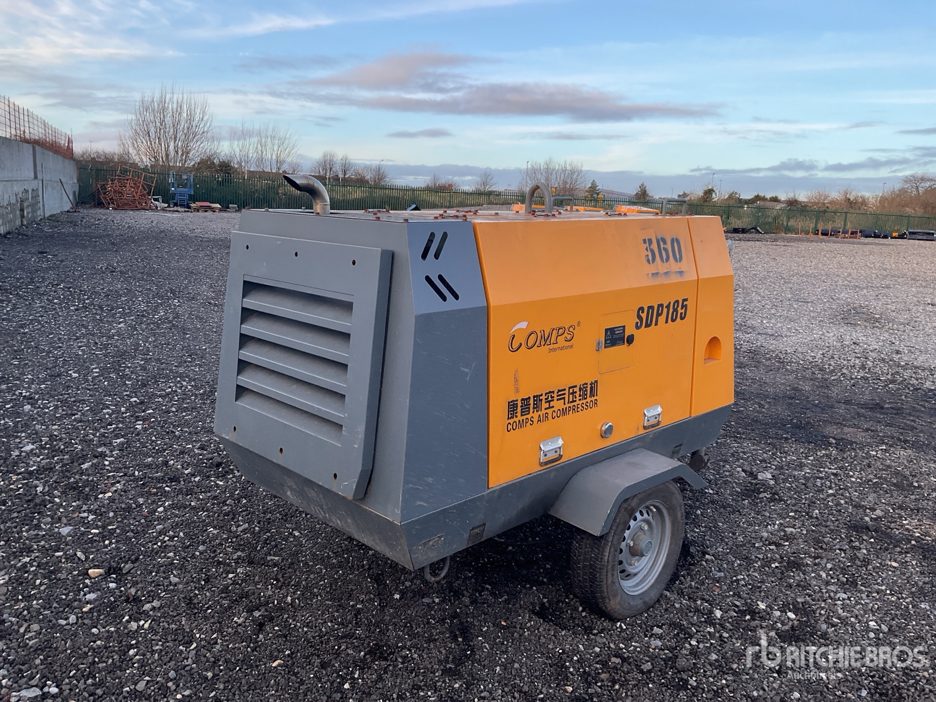 General Appearance with Picture, Right Rear Corner