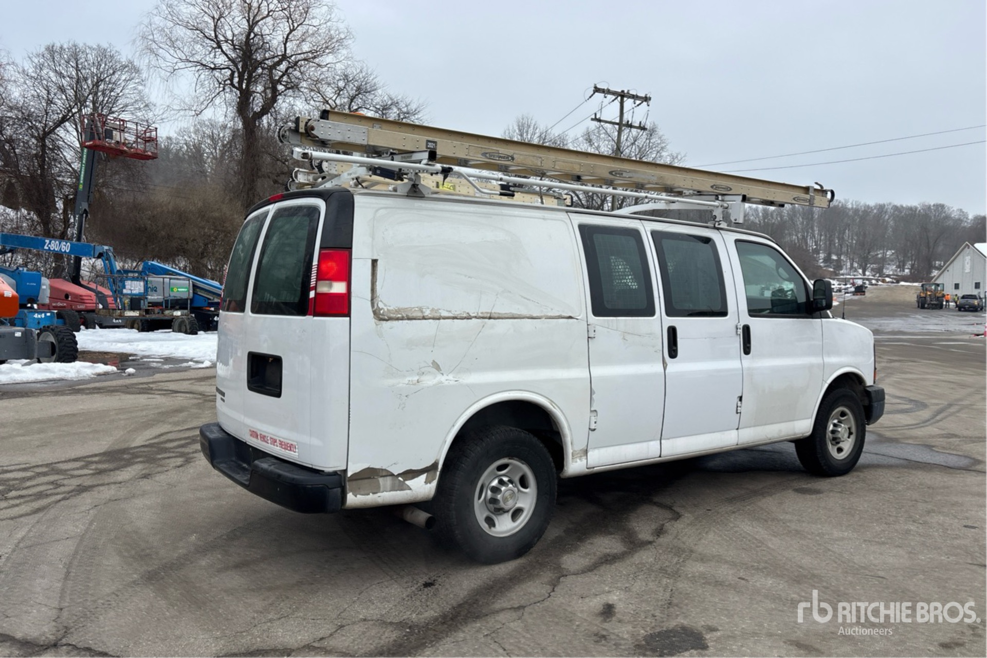 General Appearance with Picture, Right Rear Corner