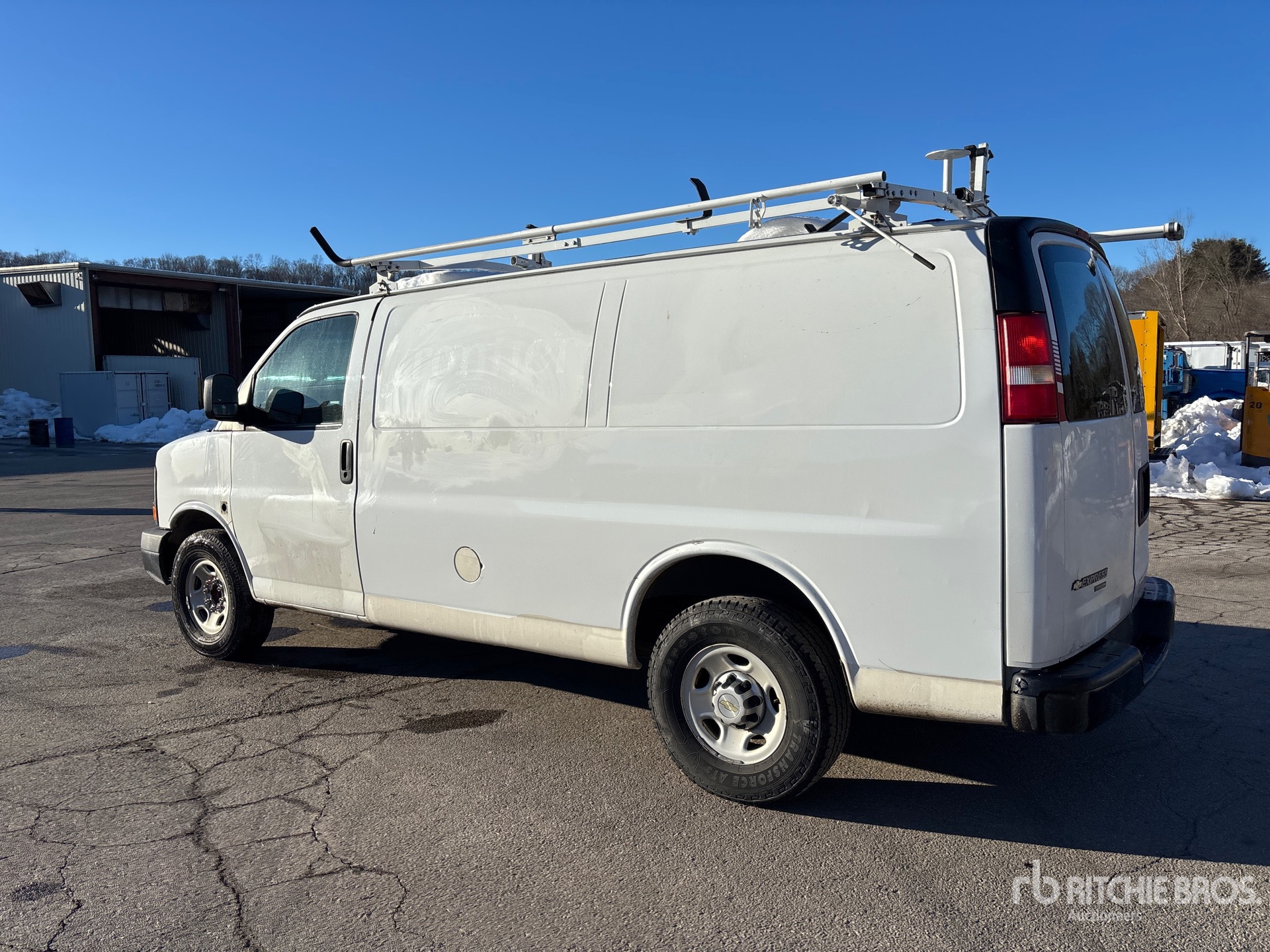 General Appearance with Picture, Left Rear Corner