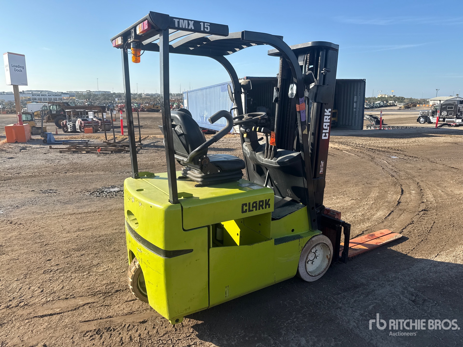 General Appearance with Bild, Ecke hinten rechts