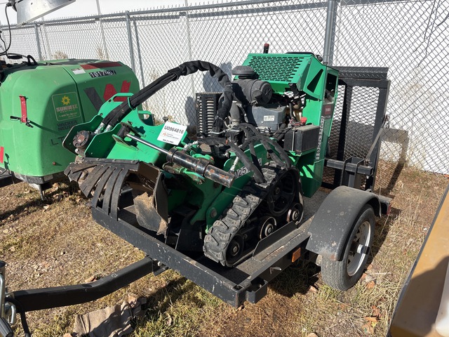 2019 Toro 23208G/22979 Tracked Stump Grinder w/2019 Teske Trailer 2019 Toro 23208G/22979 Tracked Stump Grinder w/2019 Teske Trailer