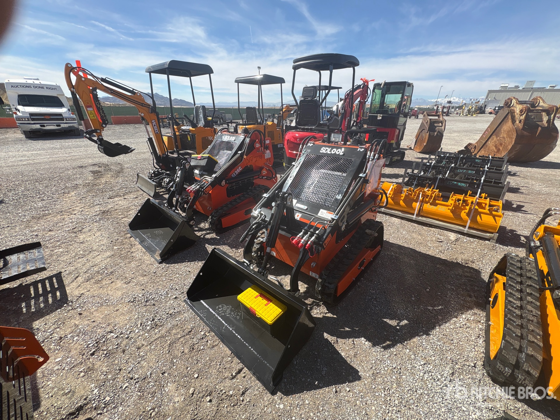 General Appearance with Picture, Left Front Corner