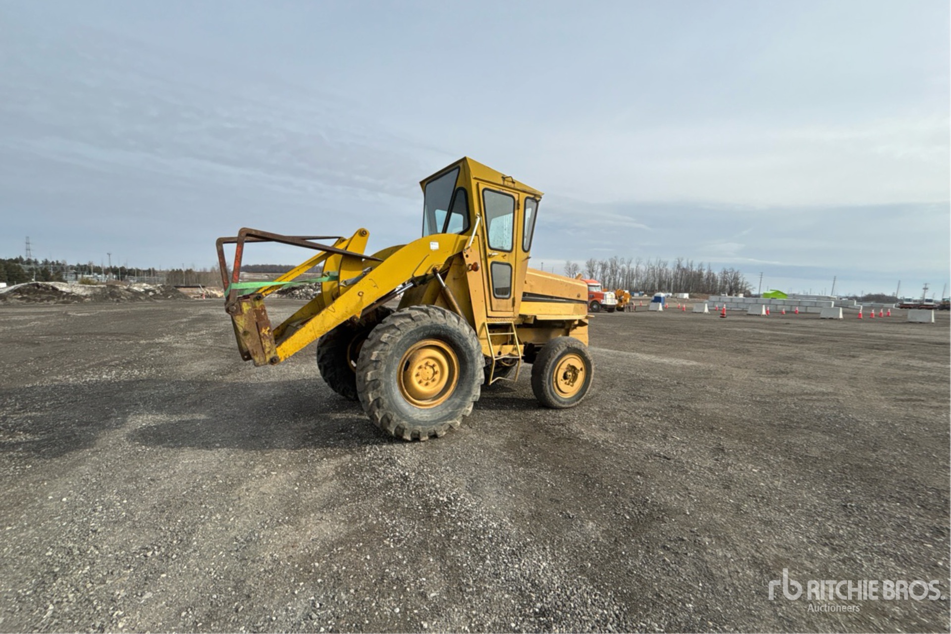 General Appearance with Imagen: esquina delantera izquierda