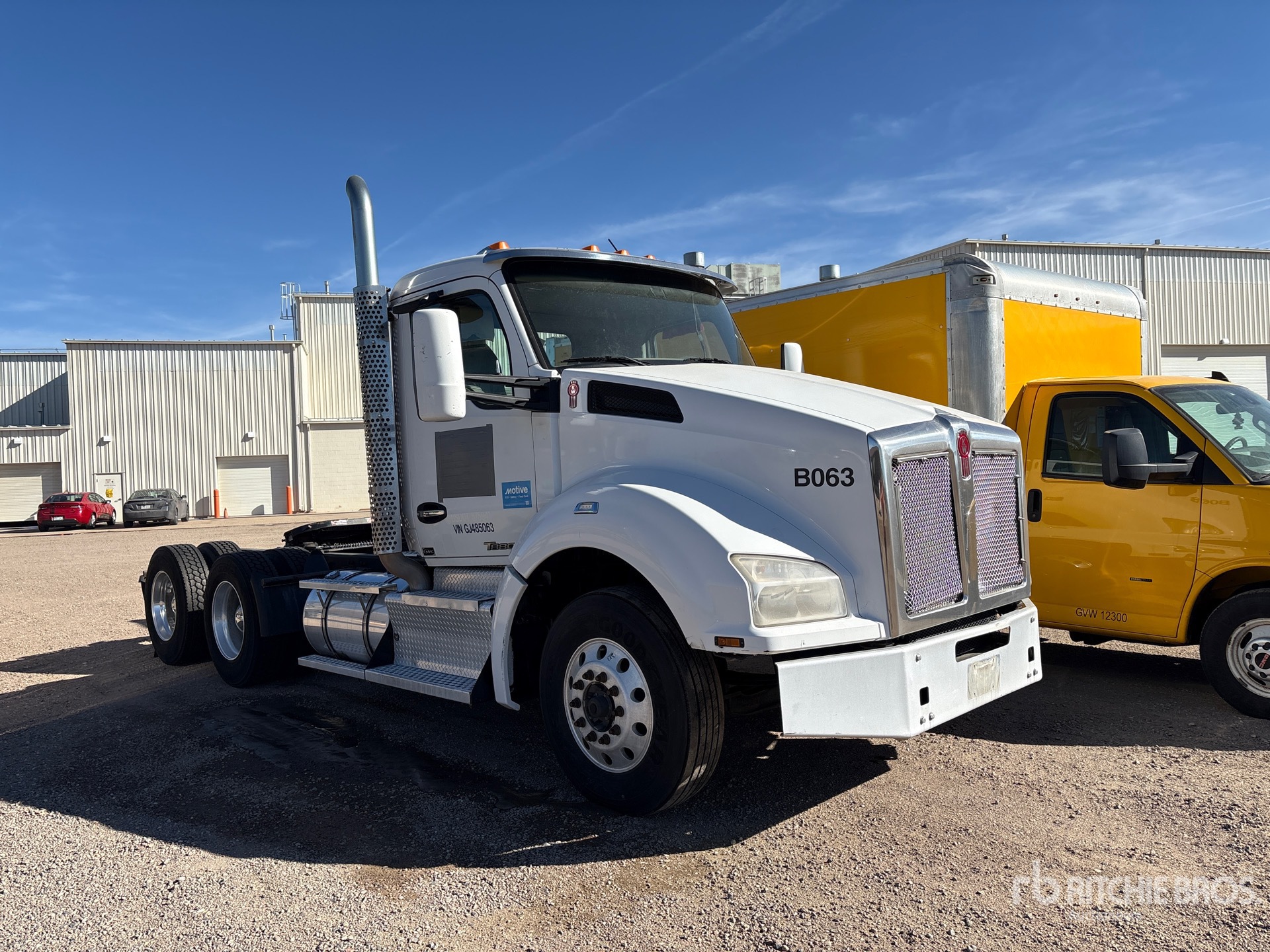 General Appearance with Imagen: esquina delantera derecha