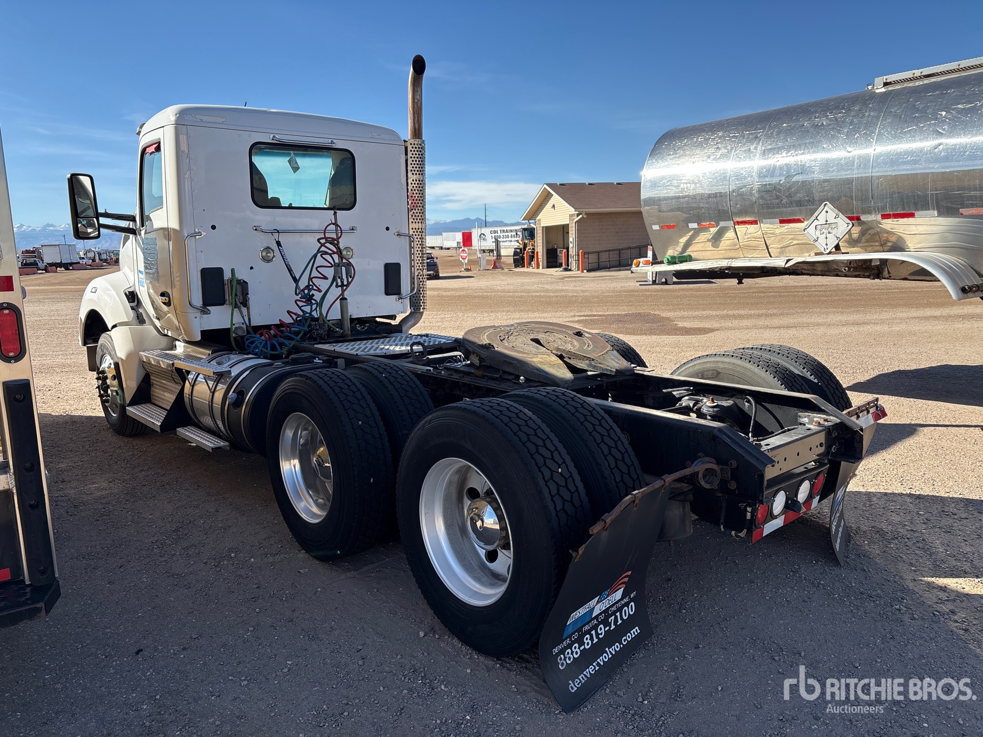 General Appearance with Imagen: esquina trasera izquierda