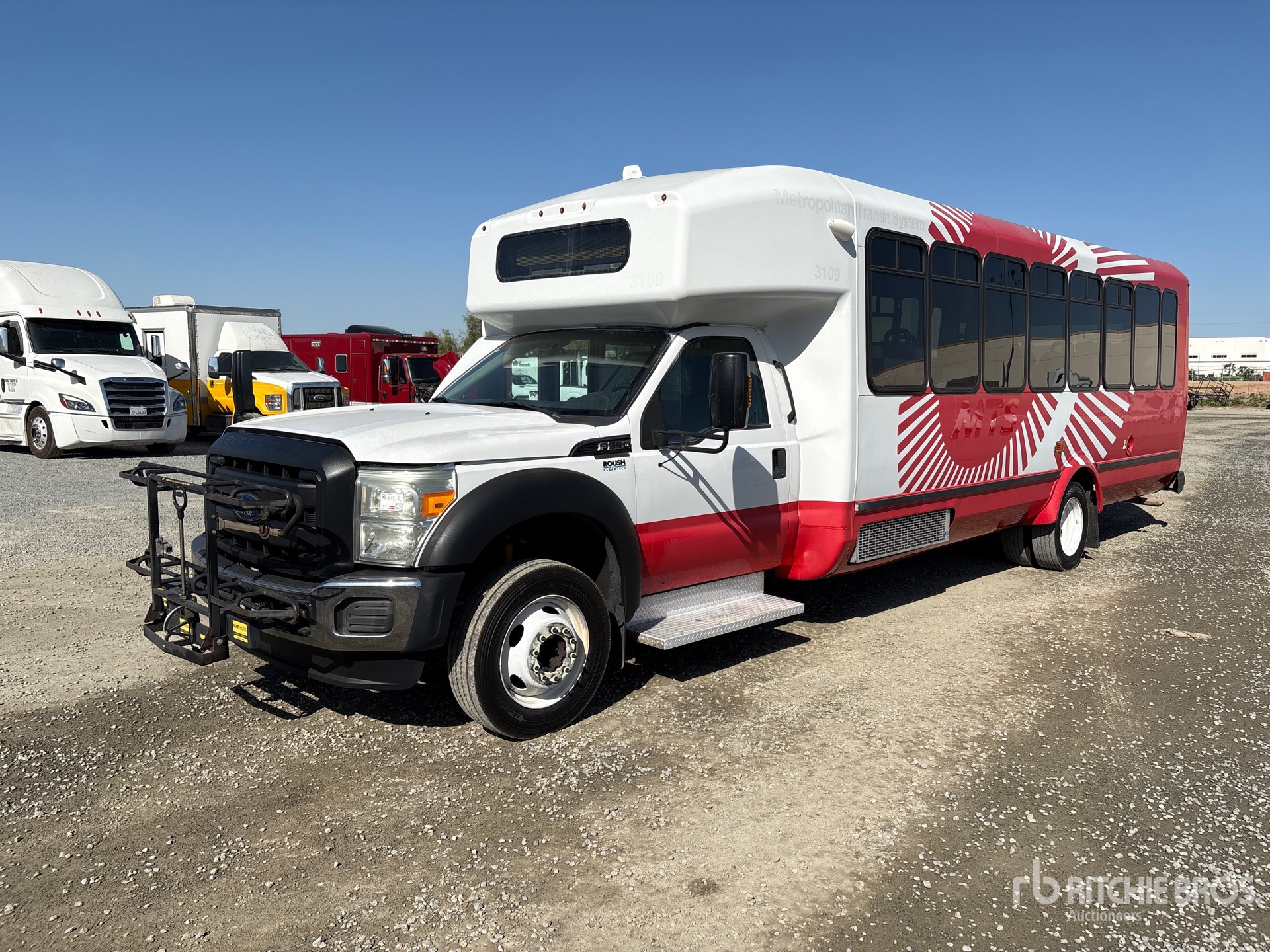 General Appearance with Image, coin avant gauche