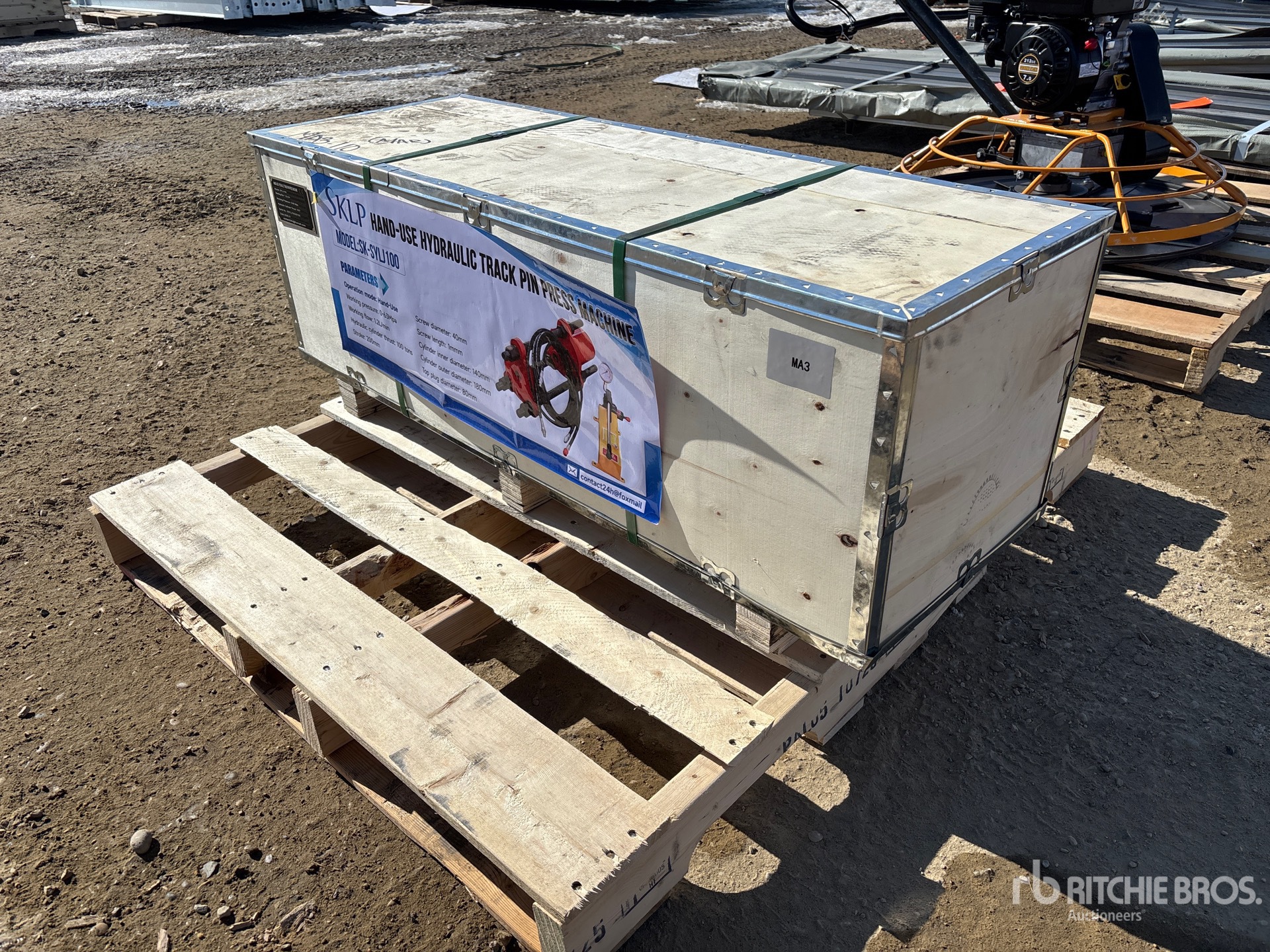 General Appearance with Picture, Left Front Corner