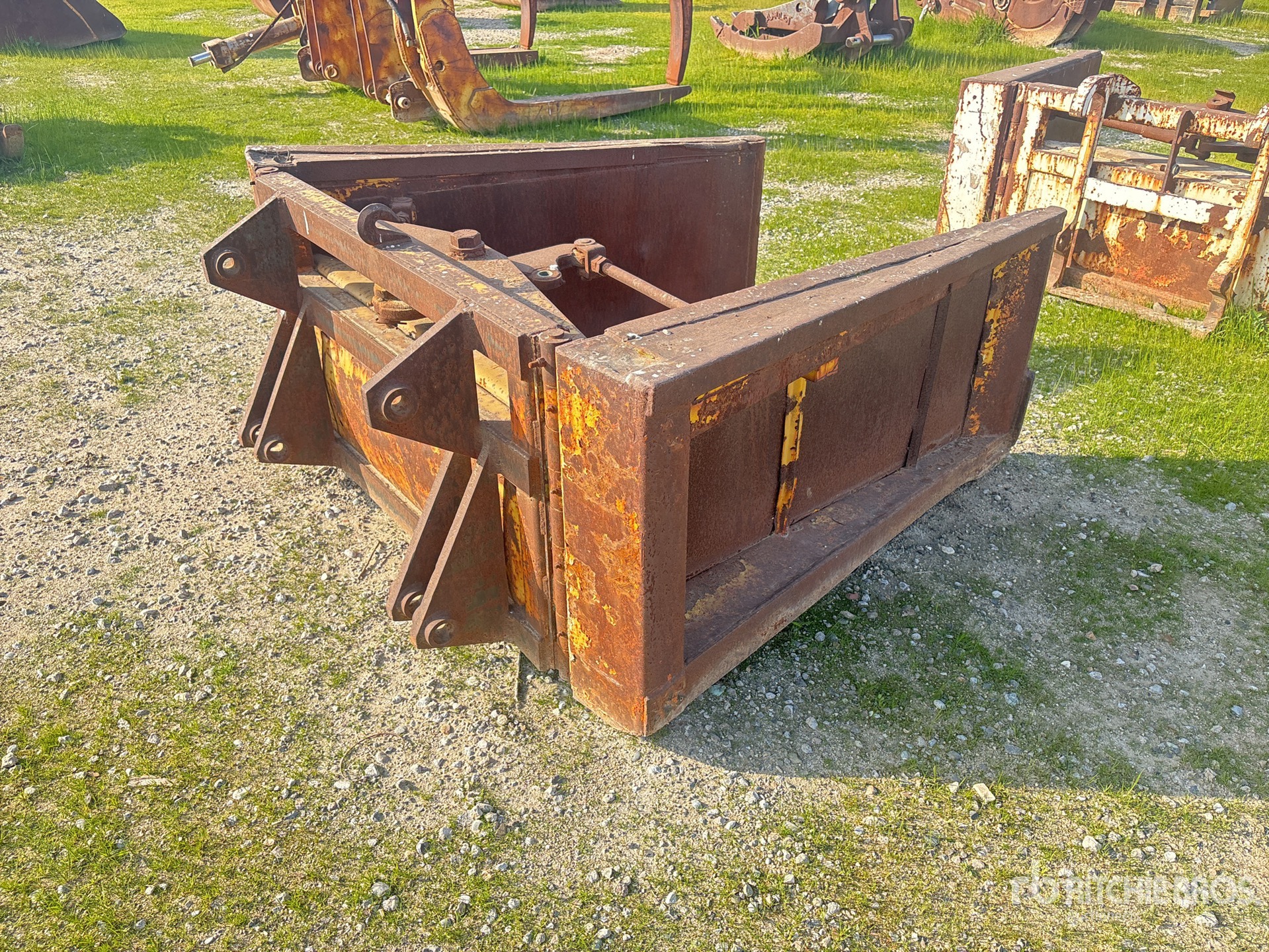 General Appearance with Imagen: esquina trasera derecha