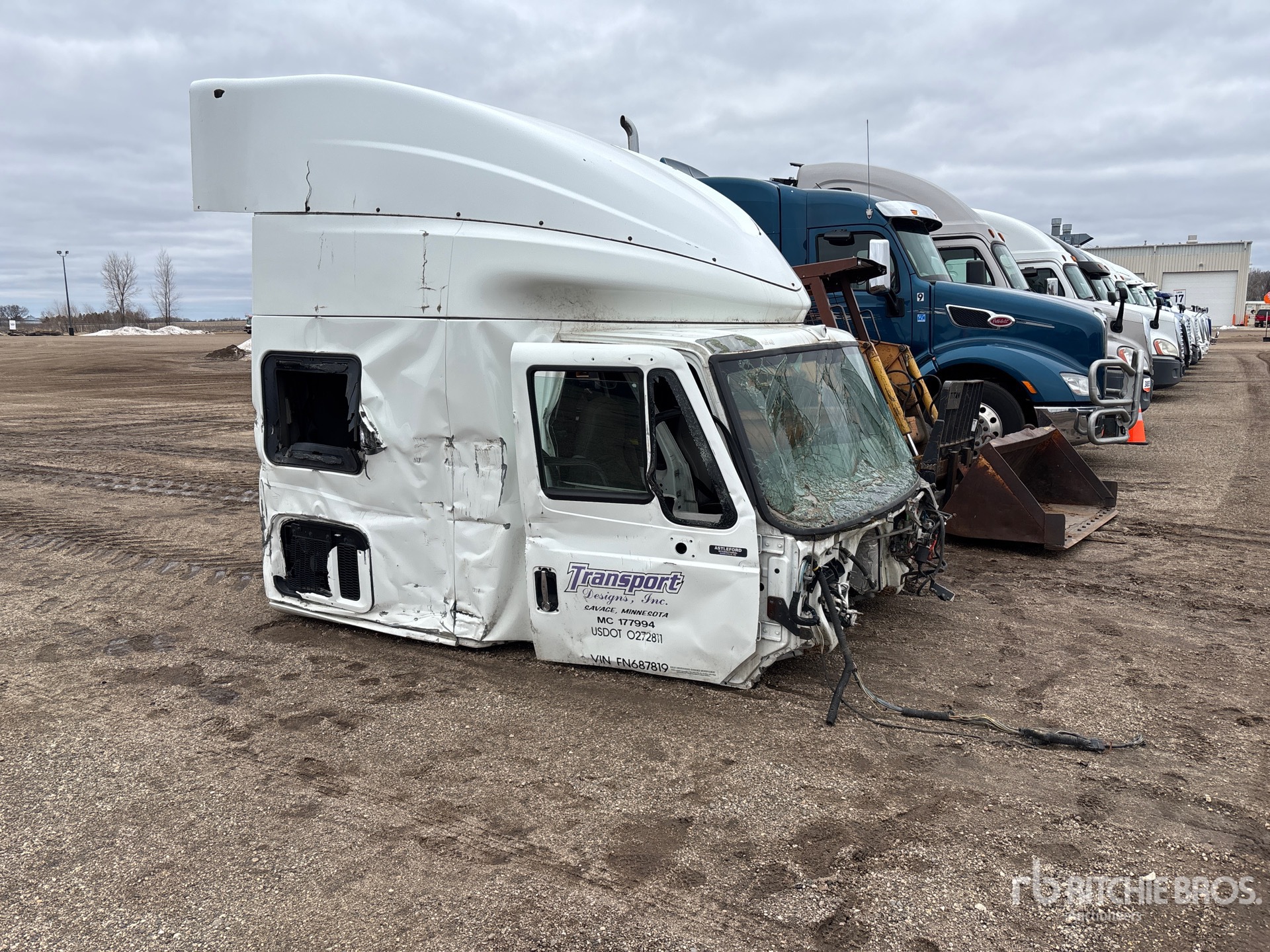 General Appearance with Picture, Right Front Corner