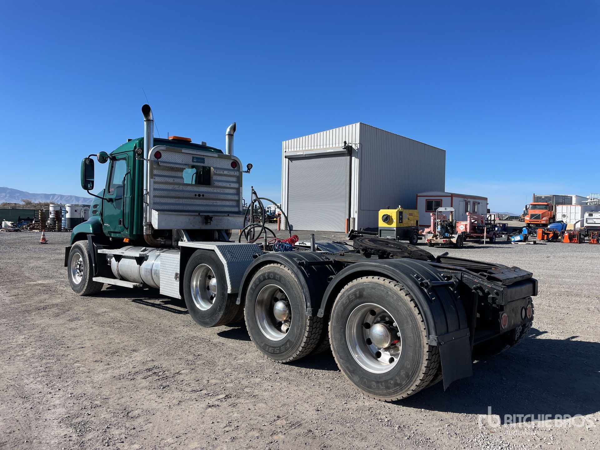 General Appearance with Imagen: esquina trasera izquierda