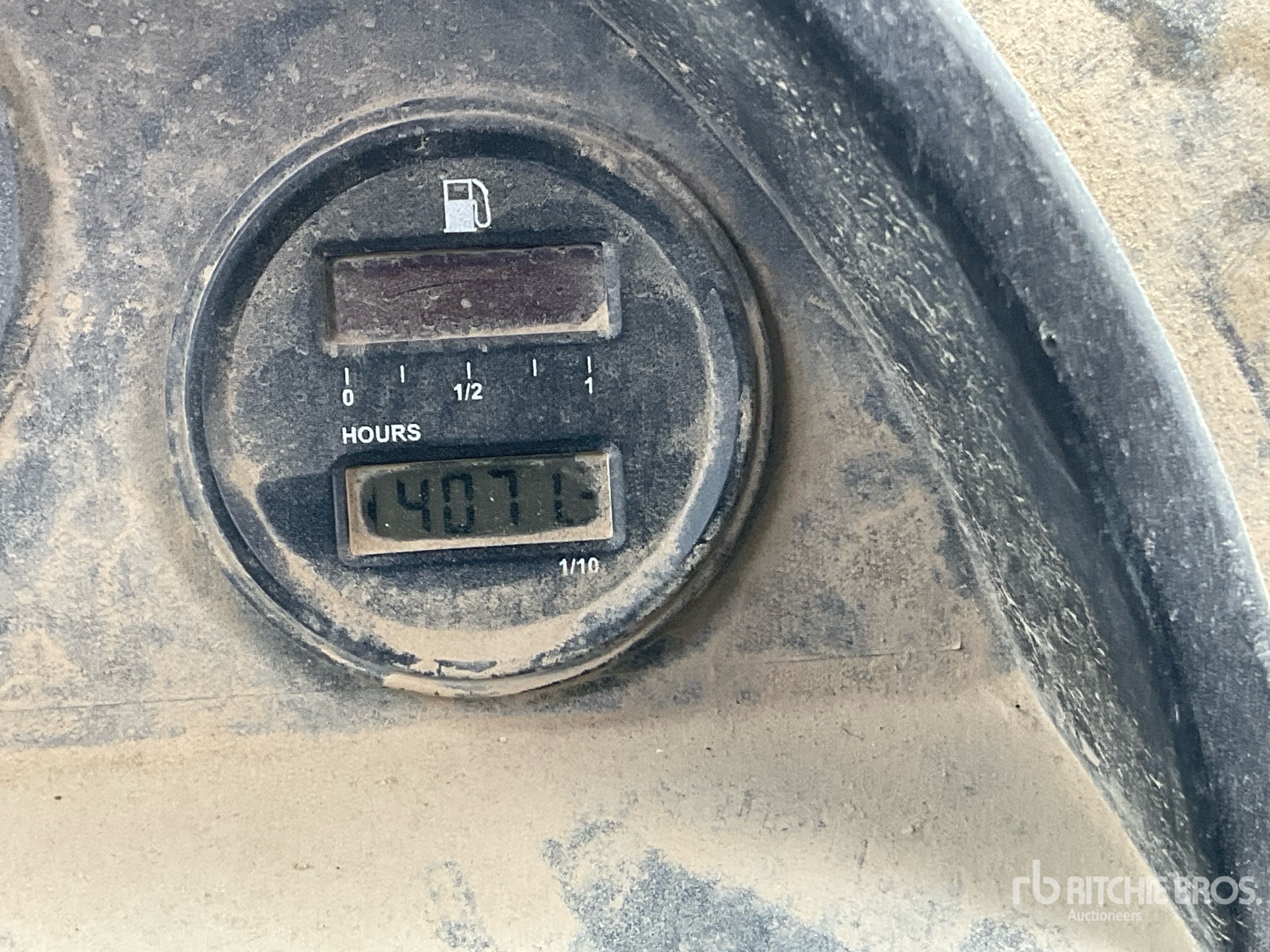 General Appearance with Hour Meter / Odometer