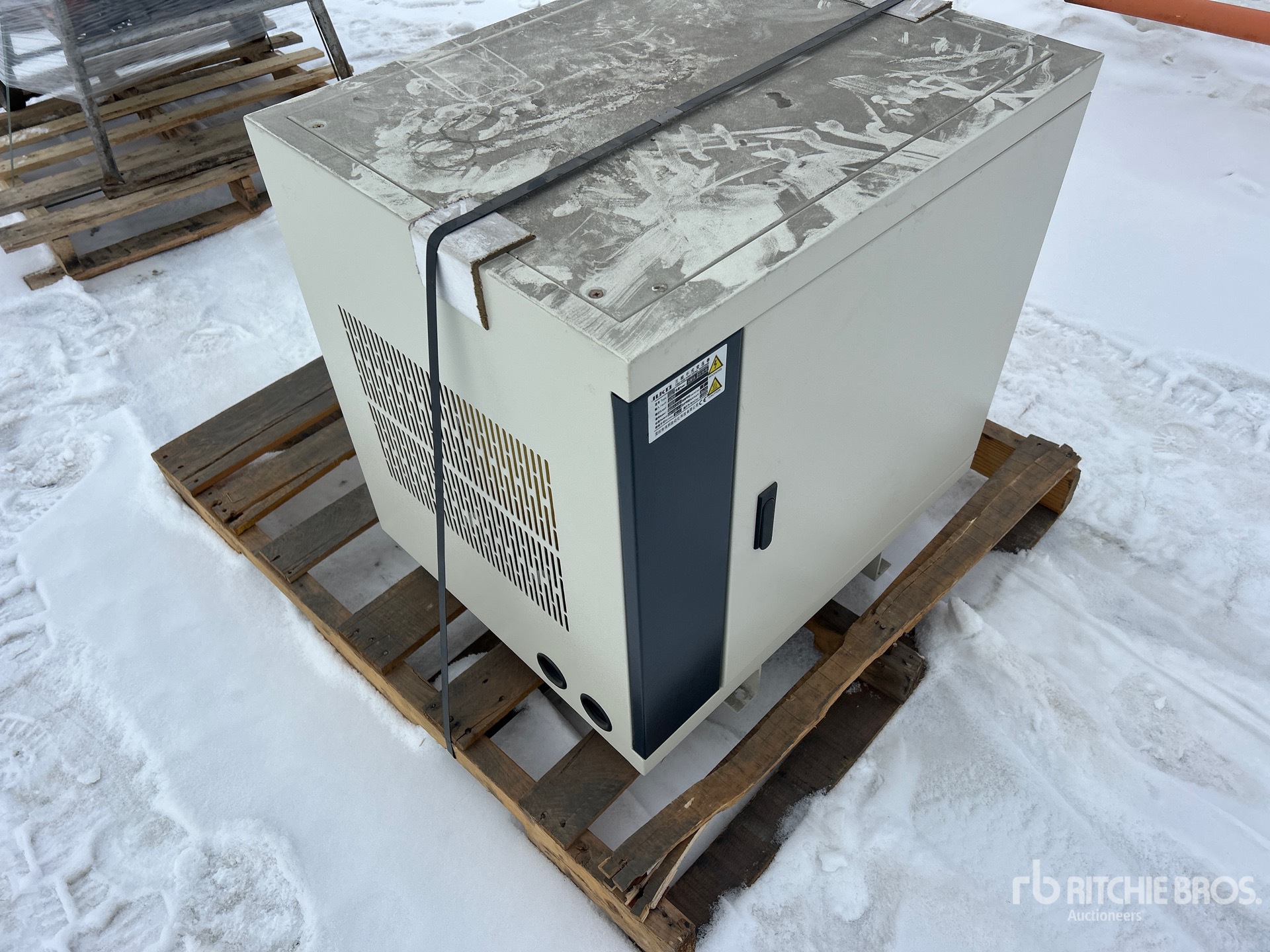 General Appearance with Image, coin avant droit