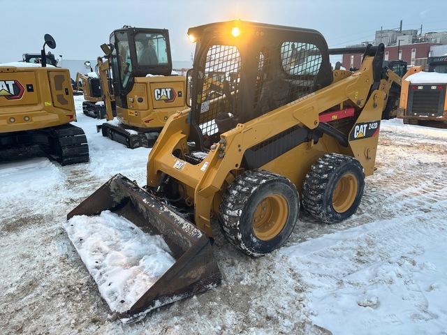 2019 (unverified) Cat 242D Skid Steer Loader