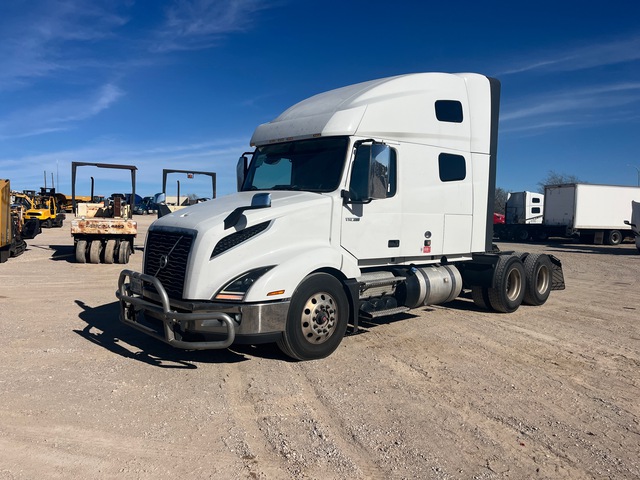 2023 Volvo VNL64T760 6x4 T/A Sleeper Truck Tractor
