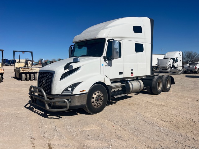 2023 Volvo VNL64T760 6x4 T/A Sleeper Truck Tractor