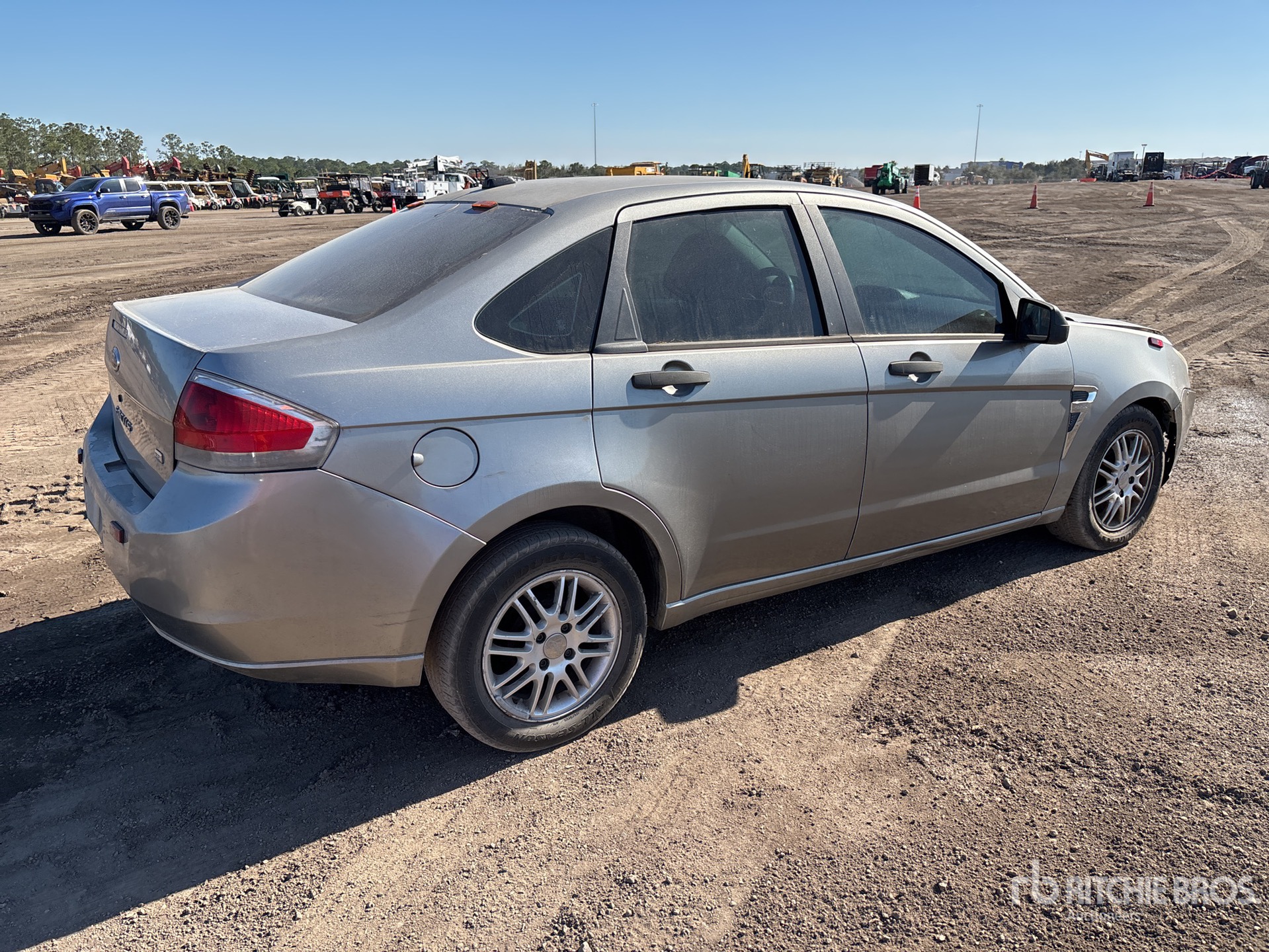 Aspect général with Image, coin arrière droit