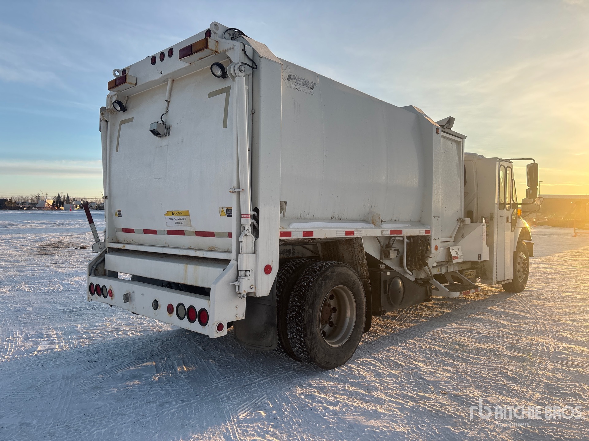General Appearance with Image, coin arrière droit