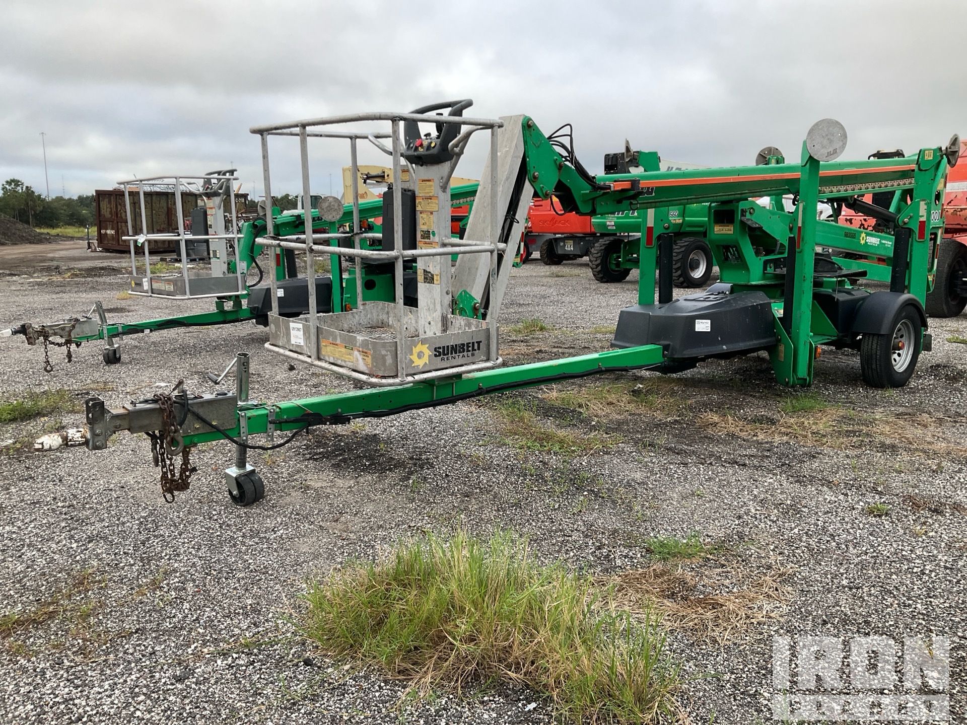 Aspect général with Image, coin avant gauche