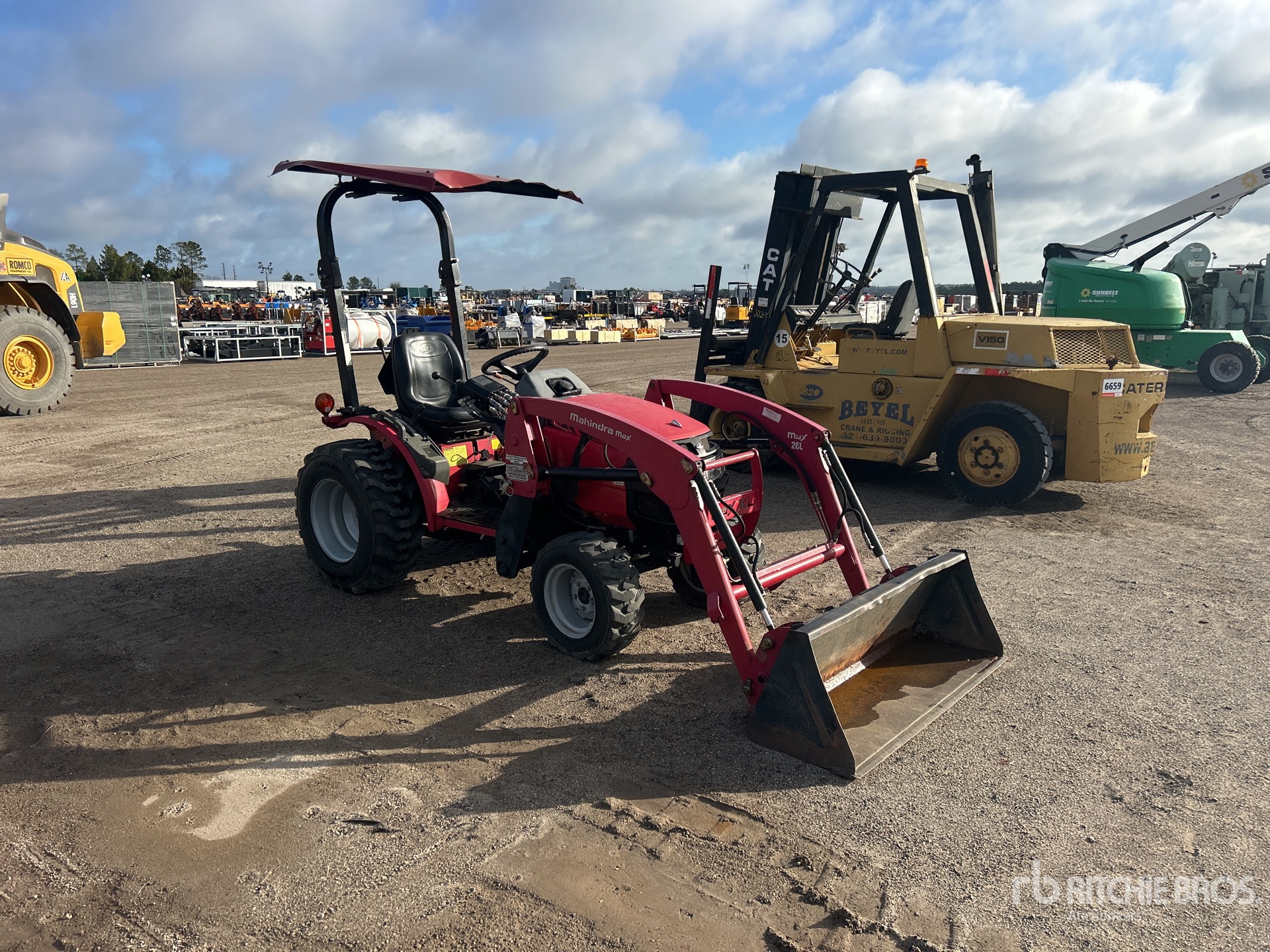 General Appearance with Picture, Right Front Corner