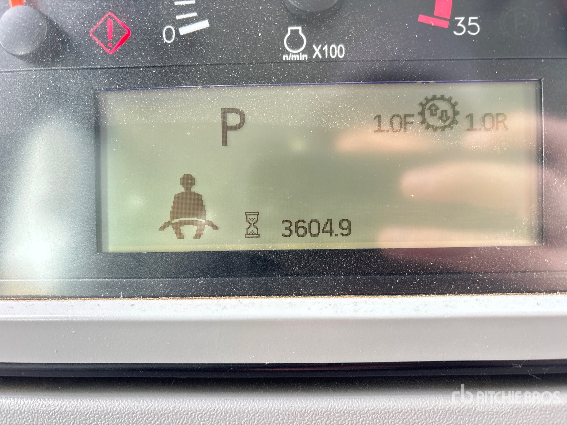 General Appearance with Hour Meter / Odometer