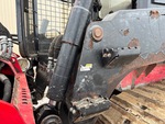 Hydraulics with Bucket Tilt Cylinders